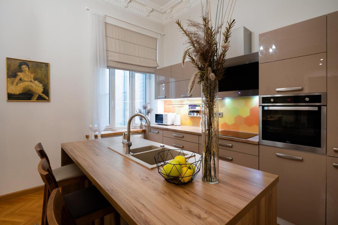 Old Riga Modern&Spacious 2 bedroom Apartment Exterior foto